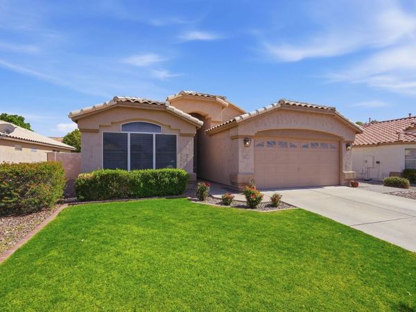 9625 W Runion Drive, Peoria, AZ 85382