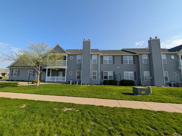 3020 E Stillwater Landing , Unit 101, Urbana, IL 61802