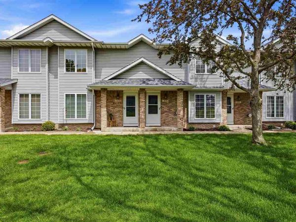 1933 Earl Rd, Unit 1933, Iowa City, IA 52246