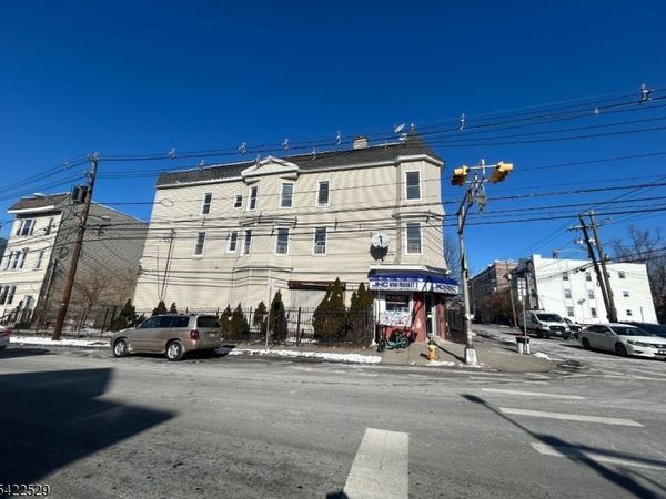 661 South 18th Street, Newark, NJ 07103