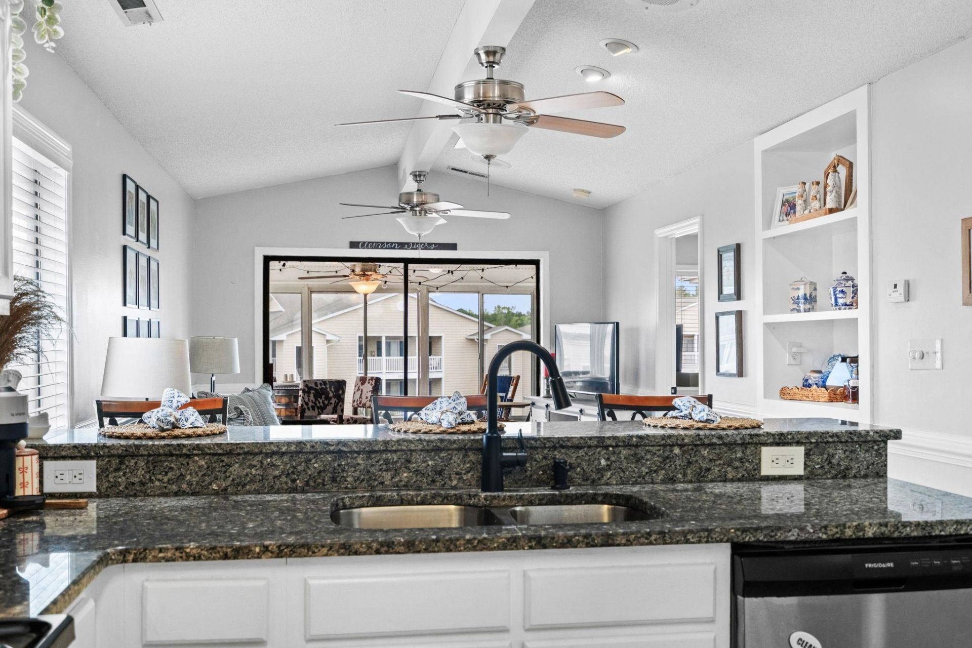 207 Landing Rd.  Photo 13
