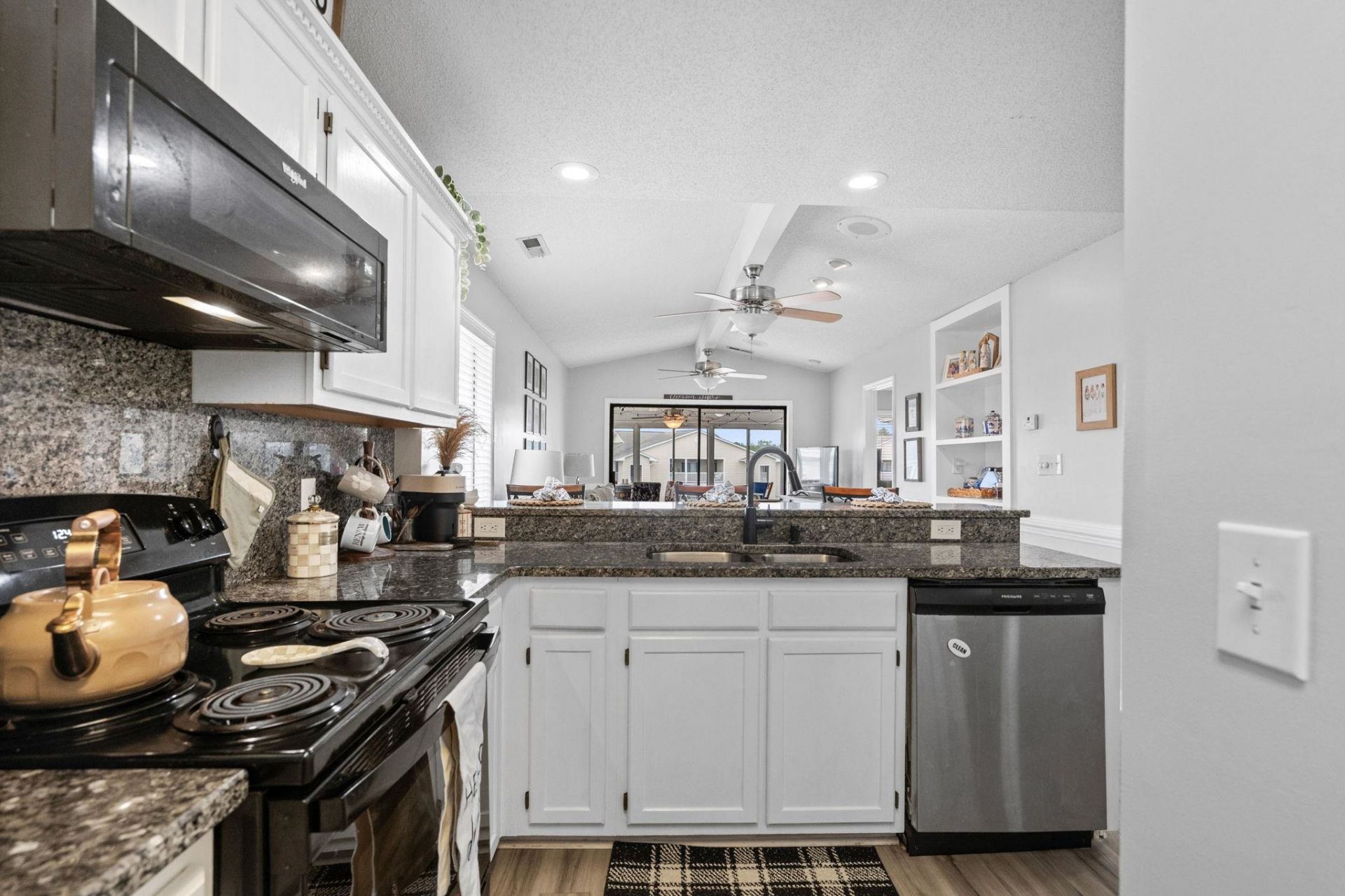 207 Landing Rd.  Photo 7