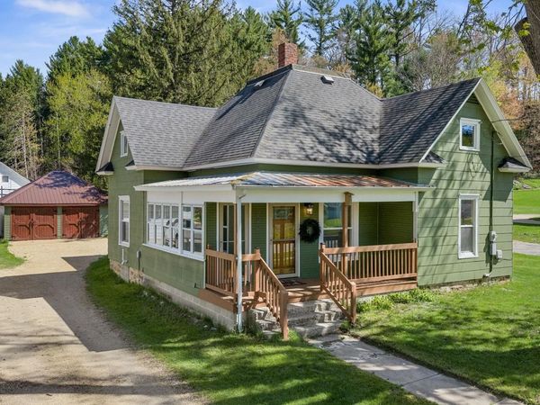 203 E Colvin Road, Wonewoc, WI 53968