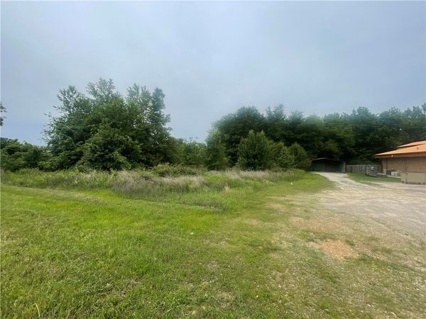 000 CRAWFORD Street, Clarksville, AR 72830