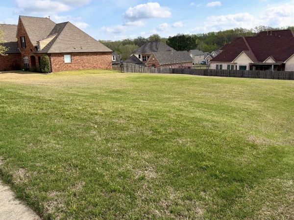 8958 MT HILL DR, Bartlett, TN 38002