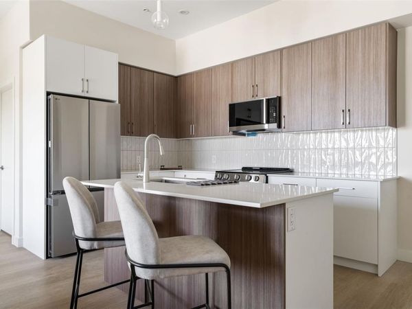 777 Station Ave, Unit #602, Langford, BC V9B 2S1