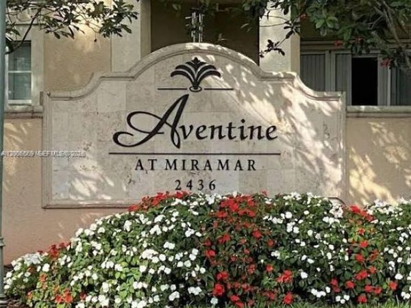 2439 Centergate Dr , Unit 205, Miramar, FL 33025