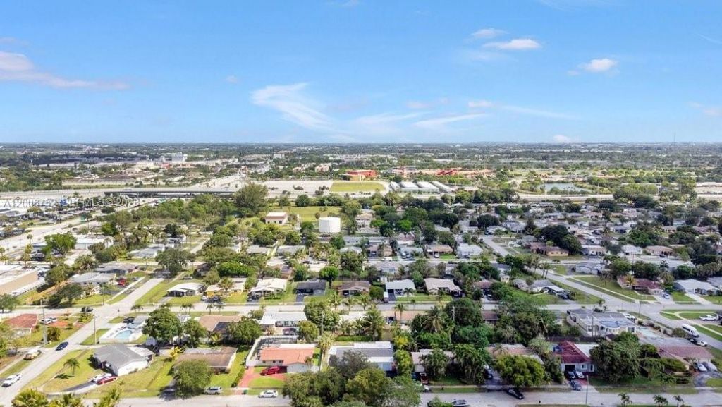 3841 NW 7th Pl , Lauderhill, FL 33311 Photo