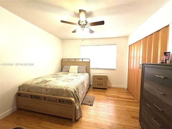 5424 Gate Lake Rd , Unit 5424, Tamarac, FL 33319