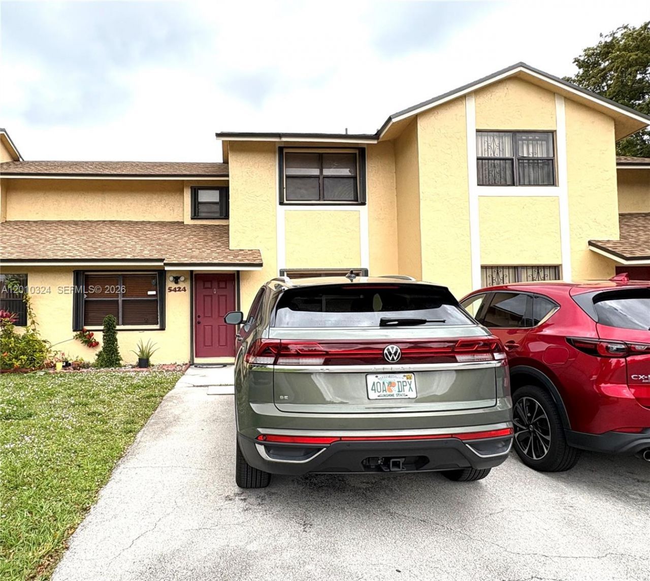 5424 Gate Lake Rd , Unit 5424, Tamarac, FL 33319 Photo