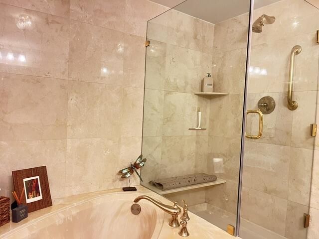4200 N Ocean Drive, Unit 2-1104, Singer Island, FL 33404 Photo