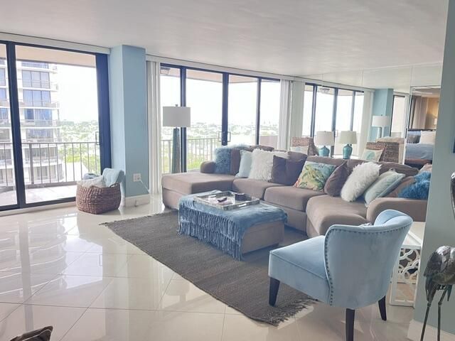 4200 N Ocean Drive, Unit 2-1104, Singer Island, FL 33404 Photo