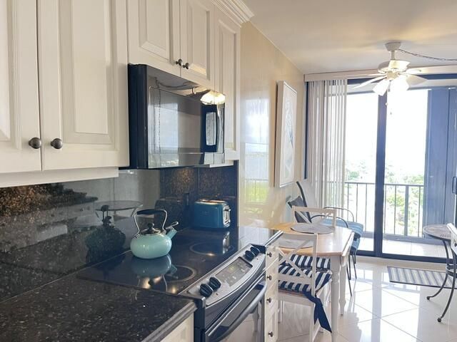 4200 N Ocean Drive, Unit 2-1104, Singer Island, FL 33404 Photo