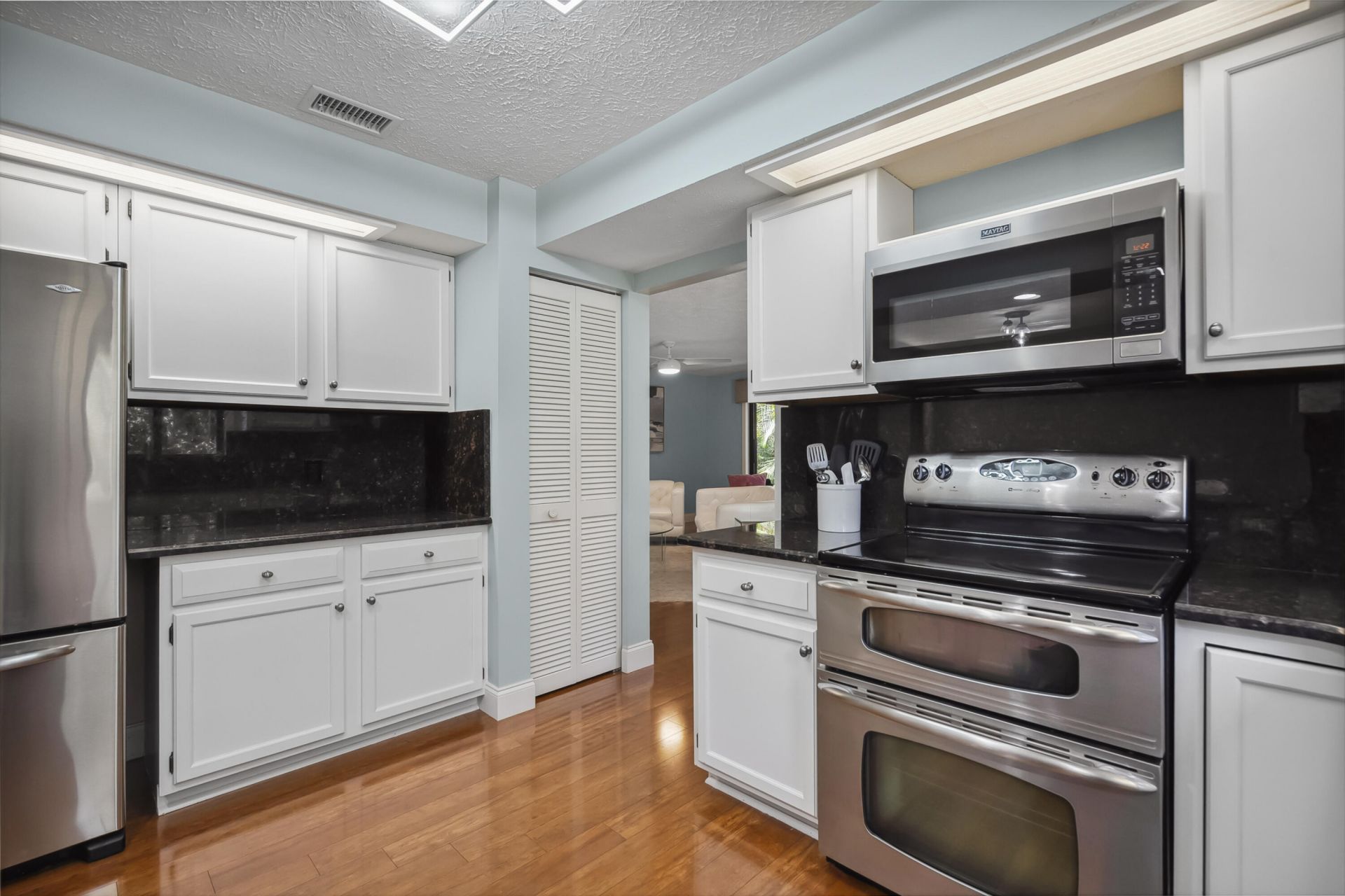5300 SE Schooner Oaks Way, Stuart, FL 34997 Photo