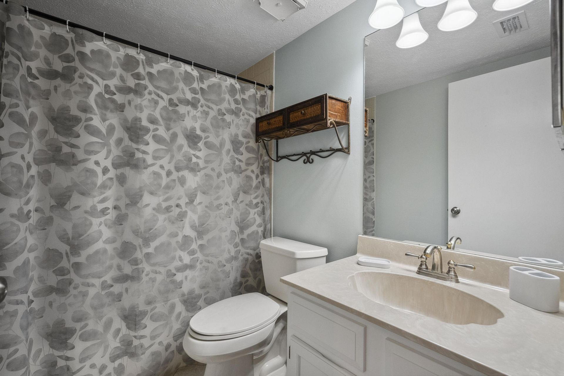5300 SE Schooner Oaks Way, Stuart, FL 34997 Photo
