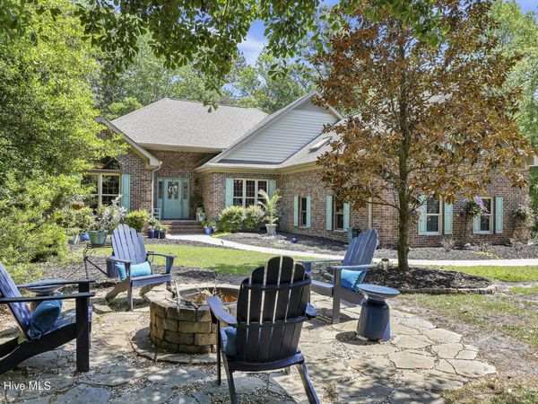 719 Sawgrass Road, Hampstead, NC 28443