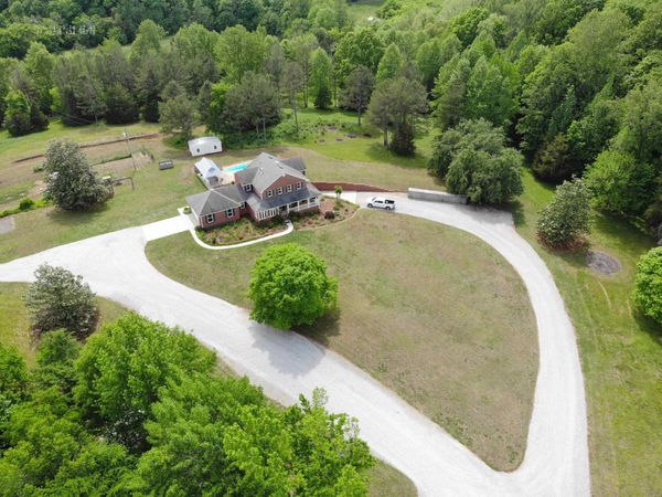 3610 Co Rd 299, Florence, AL 35634
