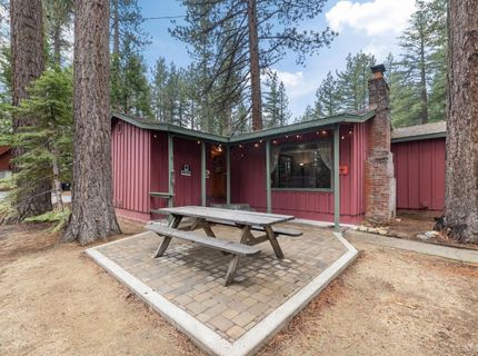 840 Taylor Way, South Lake Tahoe, CA 96150 Photo