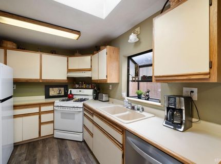840 Taylor Way, South Lake Tahoe, CA 96150 Photo