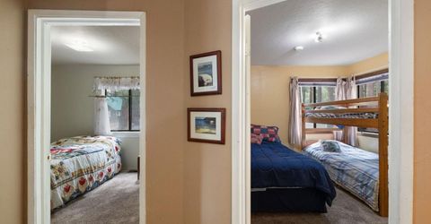 840 Taylor Way, South Lake Tahoe, CA 96150 Photo