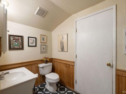 840 Taylor Way, South Lake Tahoe, CA 96150 Photo