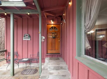 840 Taylor Way, South Lake Tahoe, CA 96150 Photo