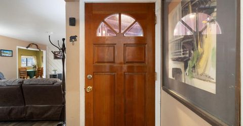 840 Taylor Way, South Lake Tahoe, CA 96150 Photo