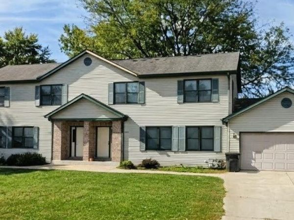 1925 Beulah AVENUE, Unit 1927, East Troy, WI 53120
