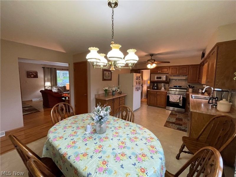 1530 Rosehedge, Poland, OH 44514 Photo 17