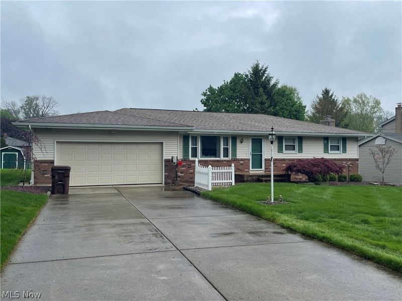 1530 Rosehedge, Poland, OH 44514 Photo 2