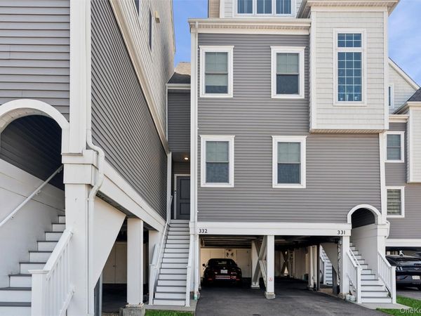 332 Marina Pointe Drive , Unit 332, East Rockaway, NY 11518
