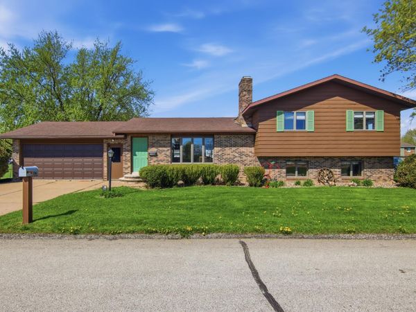 1106 Pierce Avenue, Wabasha, MN 55981