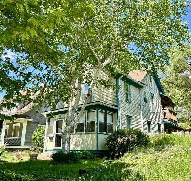 341 Lincoln Avenue, Council Bluffs, IA 51503 Main Photo