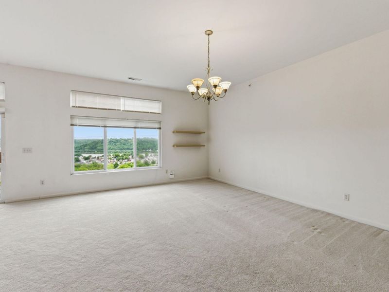 323 Skyview Court, Ludlow, KY 41016 Photo 6