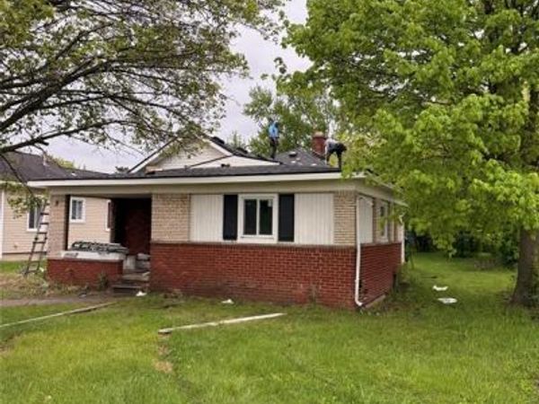 30035 7 Mile Road, Livonia, MI 48152