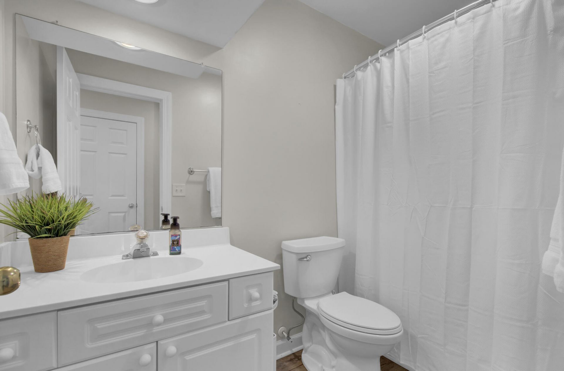 1443 Wellbrooke Lane Photo 25
