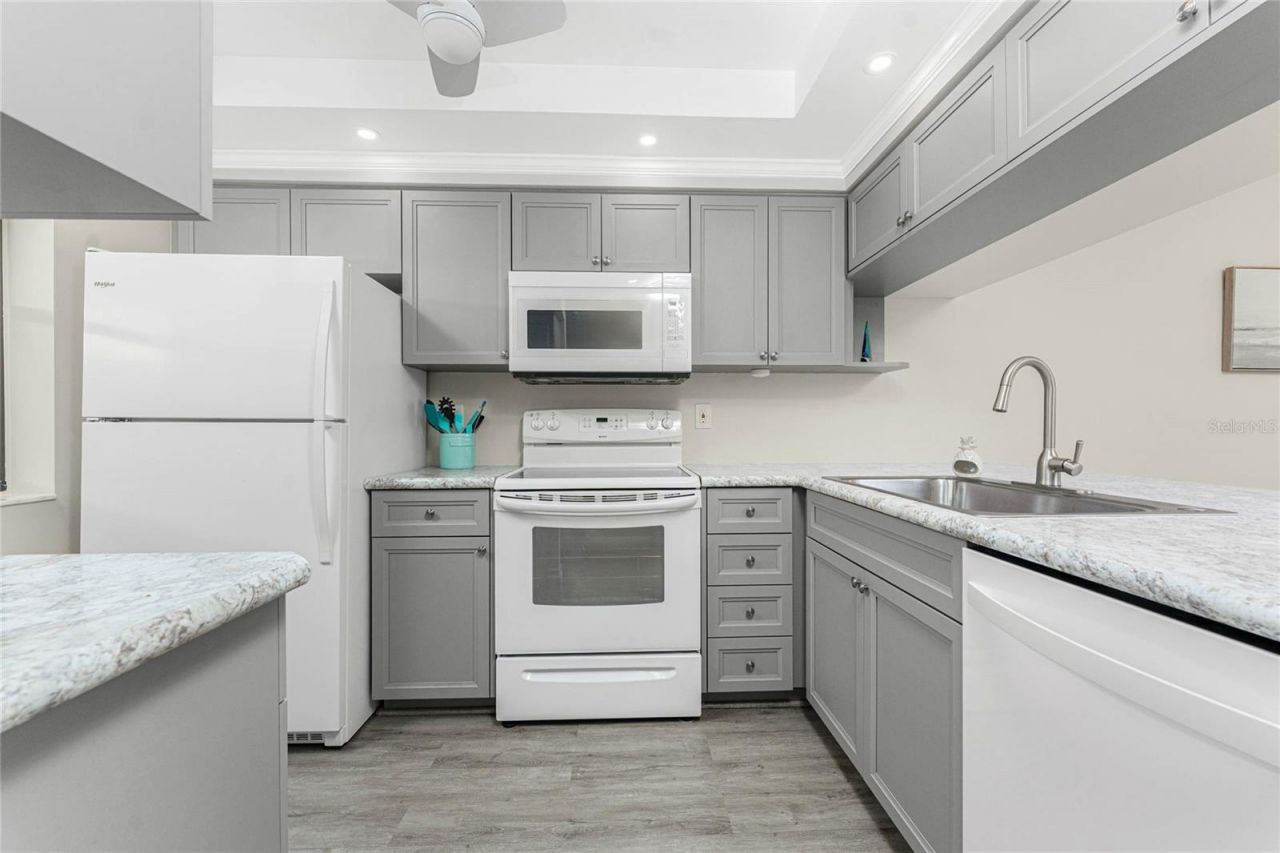 1551 Beach Road, Unit 306, Englewood, FL 34223 Photo