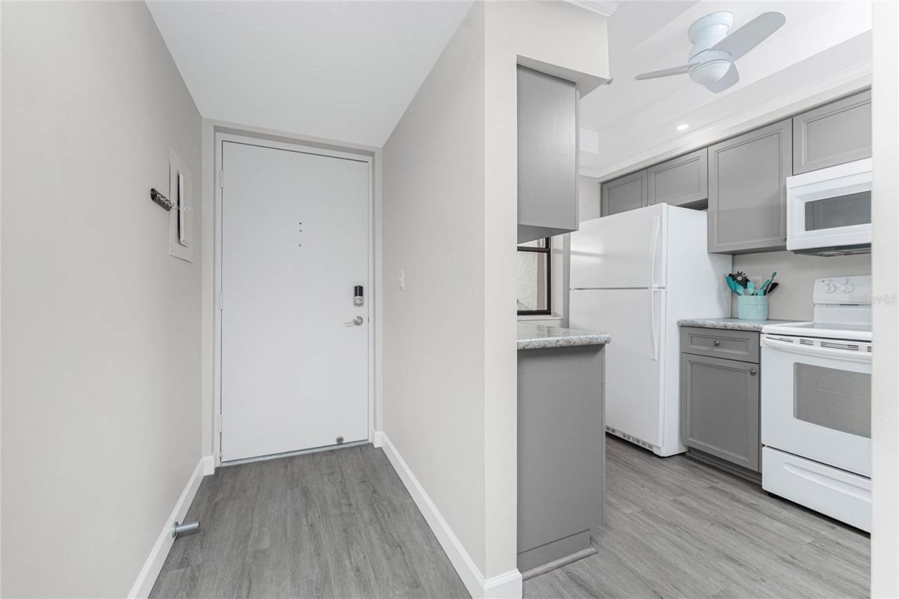 1551 Beach Road, Unit 306, Englewood, FL 34223 Photo