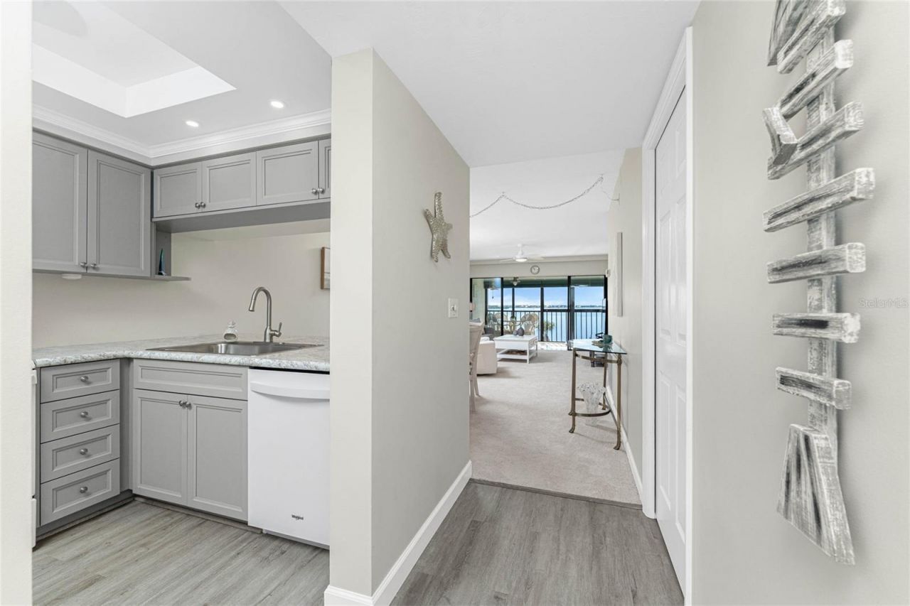 1551 Beach Road, Unit 306, Englewood, FL 34223 Photo