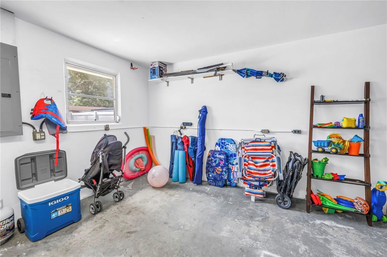 12096 Oak Street , Largo, FL 33774 Photo