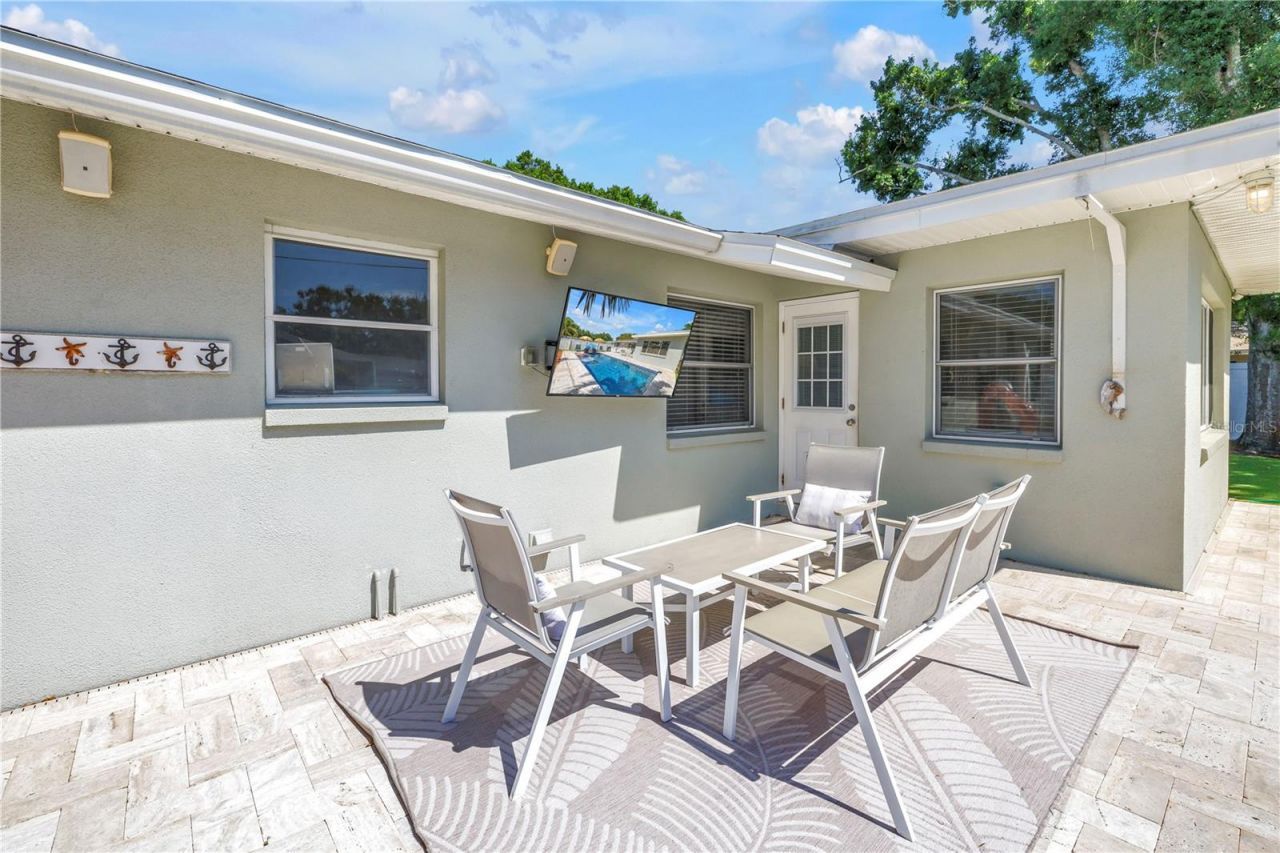 12096 Oak Street , Largo, FL 33774 Photo