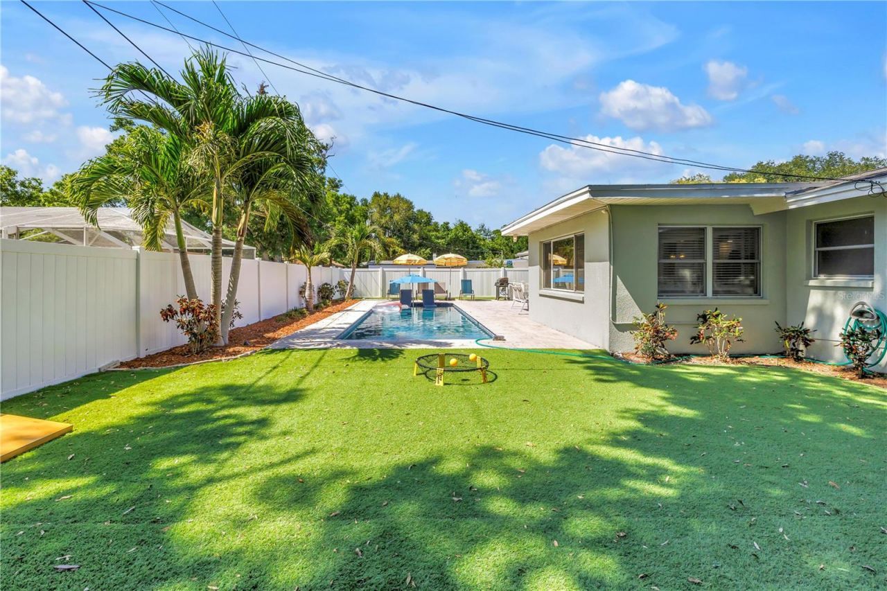 12096 Oak Street , Largo, FL 33774 Photo