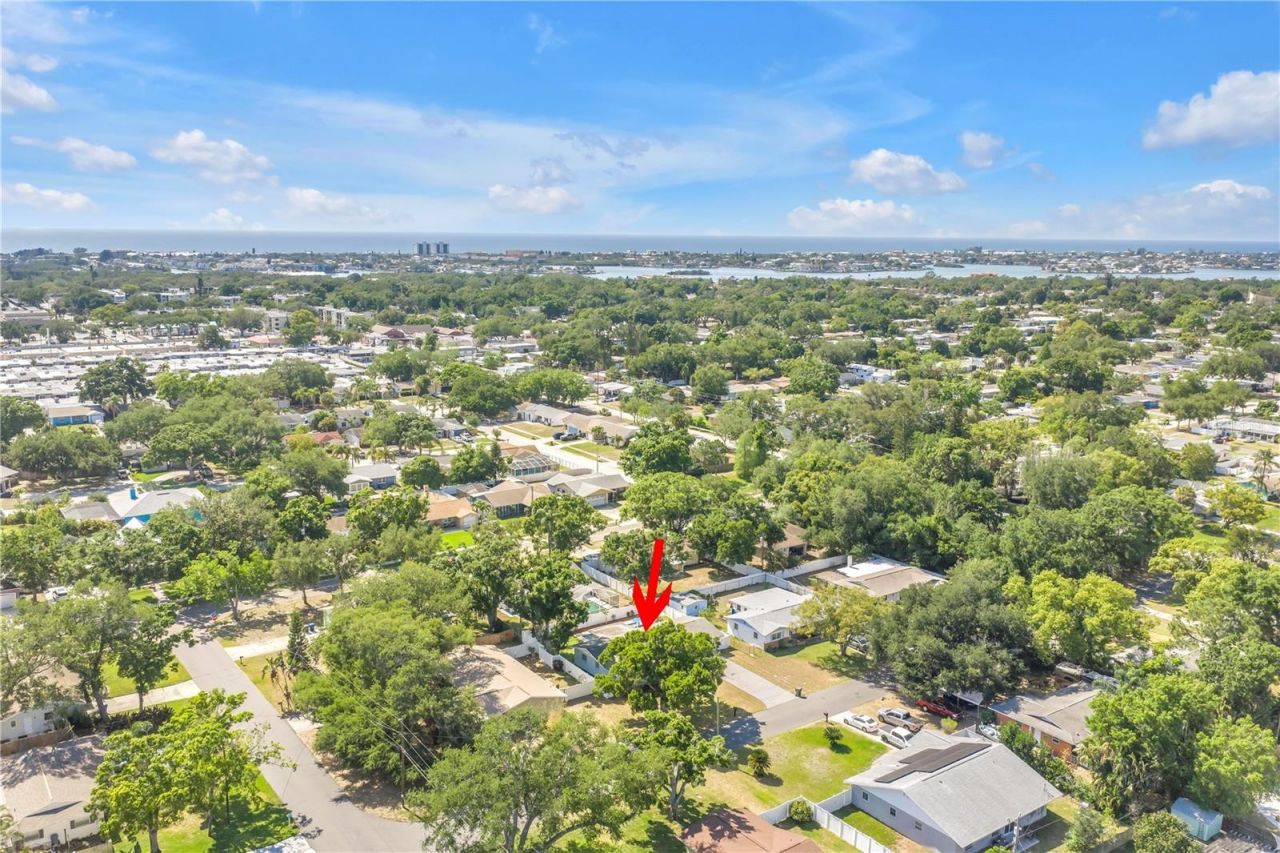 12096 Oak Street , Largo, FL 33774 Photo