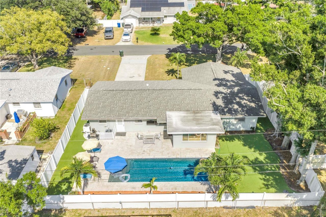 12096 Oak Street , Largo, FL 33774 Photo