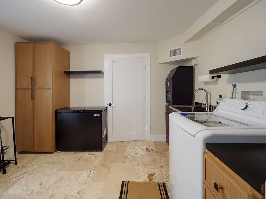 Property Image 79