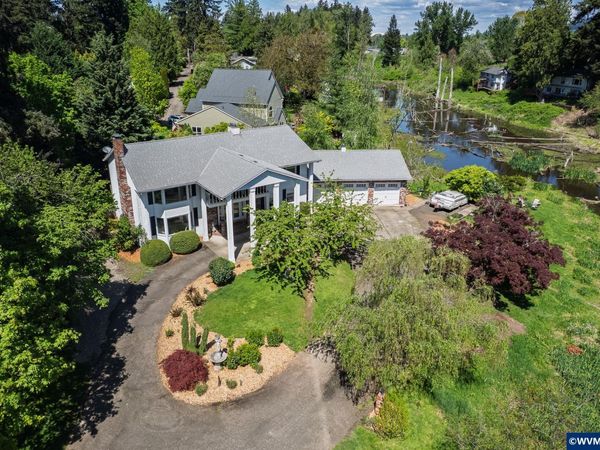 6031 SE Aldercrest Rd, Milwaukie, OR 97267