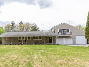 131 Bush Hill Road, Pelham, NH 03076