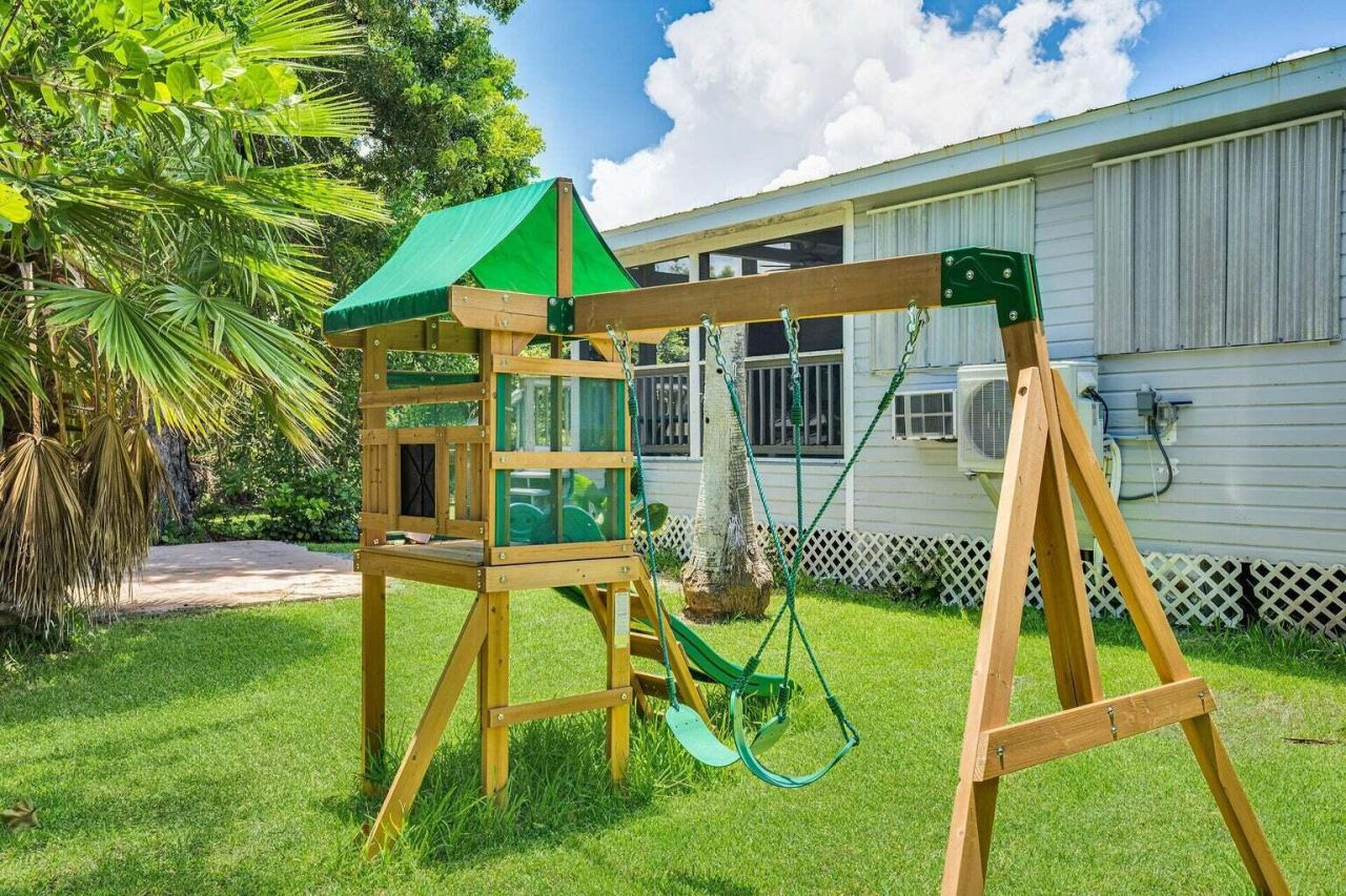 30461 Poinciana Road, Big Pine Key, FL 33043 Photo