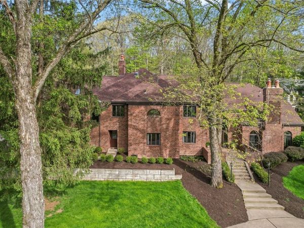 609 Lincoln Rd., Bradfordwoods, PA 15015