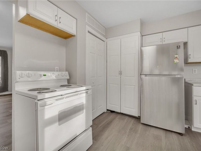 13301 Kirton Avenue, Cleveland, OH 44135 Photo 6